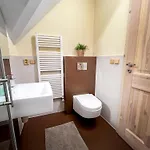 Hut 1 Apartamento Harrachov