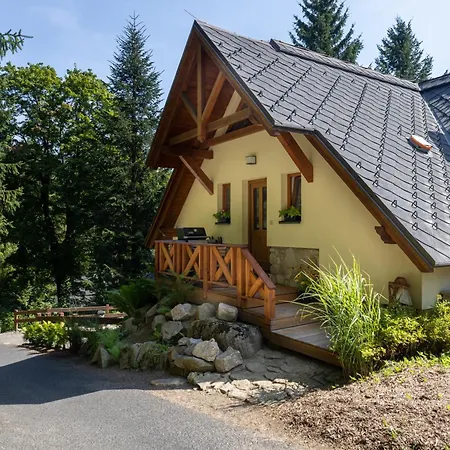 Hut 1 Apartment