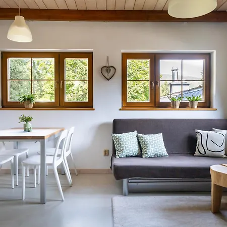 Apartment Hut 1